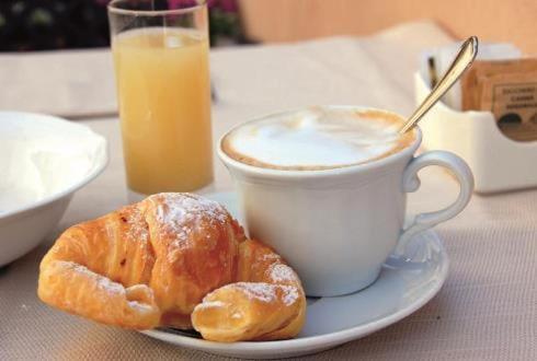 Hotel Arno 2*